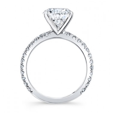LADY'S DIAMOND ENGAGEMENT RING
