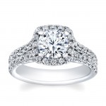 Lady's Diamond Engagement Ring 
