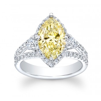 Lady's Diamond Ring 